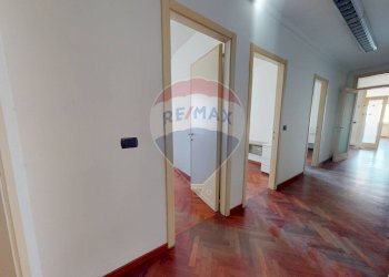 Hall / corridoio - Appartamento via Sicilia
 
39, Perugia - foto 15