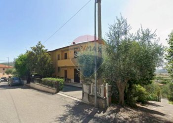 Casa all\'aperto - Villa a Schiera Via Caserino
 
2/B, Magione - foto 7