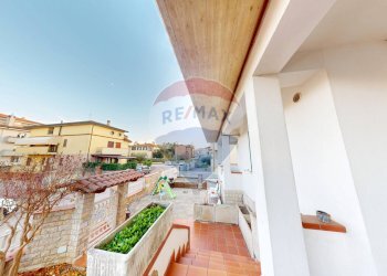 Balcone - Villa Via Pietro Rossi
 
7, Bastia Umbra - foto 8