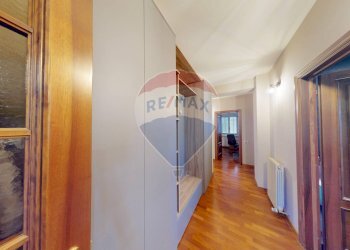 Hall / corridoio - Villa Via Pietro Rossi
 
7, Bastia Umbra - foto 16