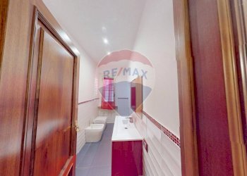 Bagno - Villa Via Pietro Rossi
 
7, Bastia Umbra - foto 24