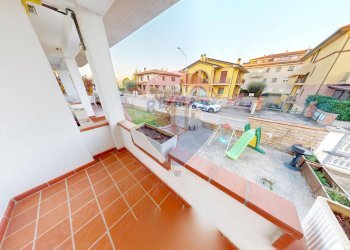 Balcone - Villa Via Pietro Rossi
 
7, Bastia Umbra - foto 28