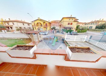 Edificio all\'aperto - Villa Via Pietro Rossi
 
7, Bastia Umbra - foto 29