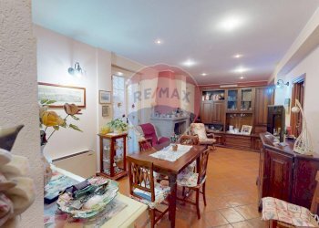 Sala da pranzo - Villa Via Pietro Rossi
 
7, Bastia Umbra - foto 30