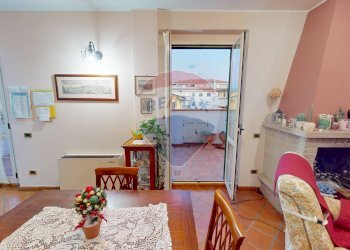 Sala da pranzo - Villa Via Pietro Rossi
 
7, Bastia Umbra - foto 31