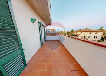 Balcone - Villa Via Pietro Rossi
 
7, Bastia Umbra - foto 34