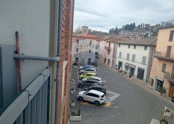 Edificio all\'aperto - Quadrilocale Via Giuseppe Mazzini
 
27, Panicale - foto 5