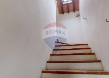 Scale - Casa indipendente Vocabolo Cioccolanti
 
99, Umbertide - foto 16