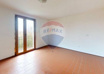 Stanza vuota - Casa indipendente Vocabolo Cioccolanti
 
99, Umbertide - foto 34