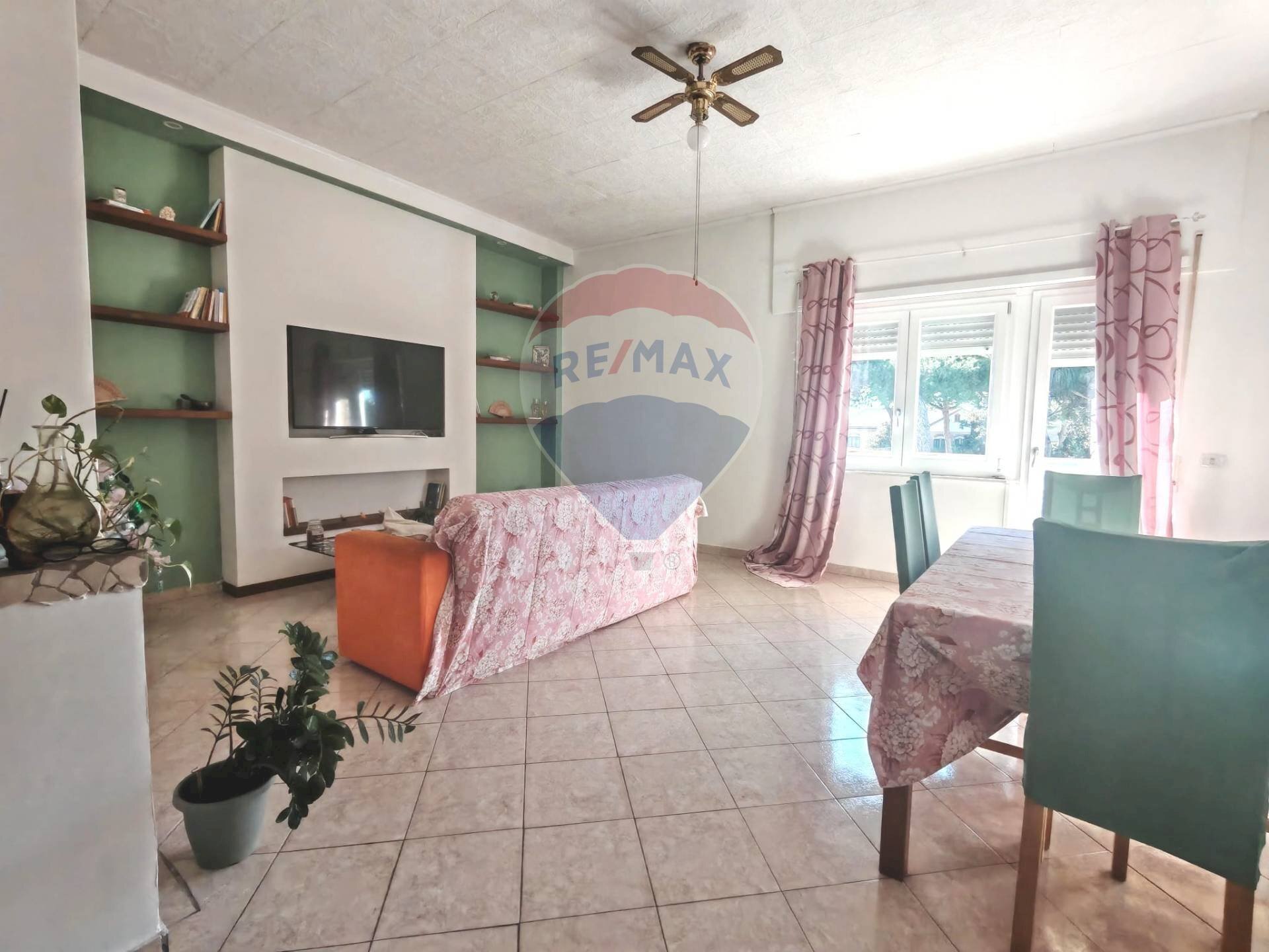 Soggiorno - Three-room apartment via enea
 
4a, Ardea - photo 3