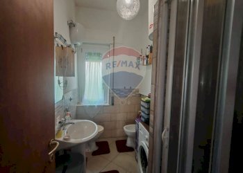 Bagno - Trilocale via enea
 
4a, Ardea - foto 18