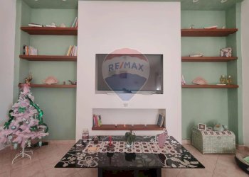 Soggiorno - Trilocale via enea
 
4a, Ardea - foto 21