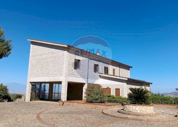 Casa all\'aperto - Villa Contrada Zagaria
 
snc, Enna - foto 5