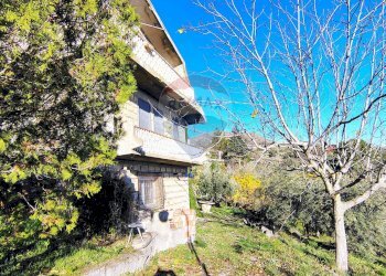 Edificio all\'aperto - Villa Contrada Sant'Antonio, Troina - foto 48
