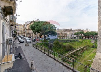 Edificio all\'aperto - Appartamento Piazza Federico Di Svevia
 
27, Catania - foto 2
