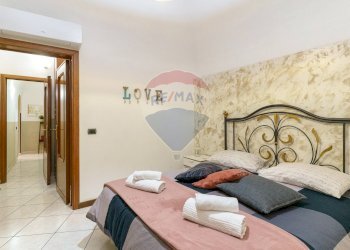 Camera / camera da letto - Appartamento Piazza Federico Di Svevia
 
27, Catania - foto 13