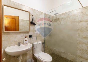 Bagno - Appartamento Piazza Federico Di Svevia
 
27, Catania - foto 15