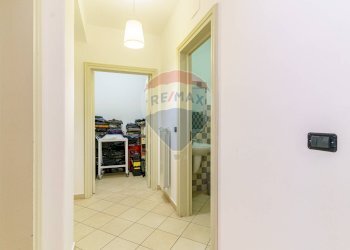 Hall / corridoio - Independent house Via Idria
 
14, Troina - photo 29