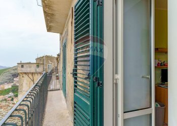 Balcone - Independent house Via Idria
 
14, Troina - photo 33