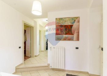 Hall / corridoio - Independent house Via Idria
 
14, Troina - photo 42