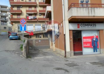 Edificio all\'aperto - Ufficio Via Filippo Paladini
 
snc, Enna - foto 2