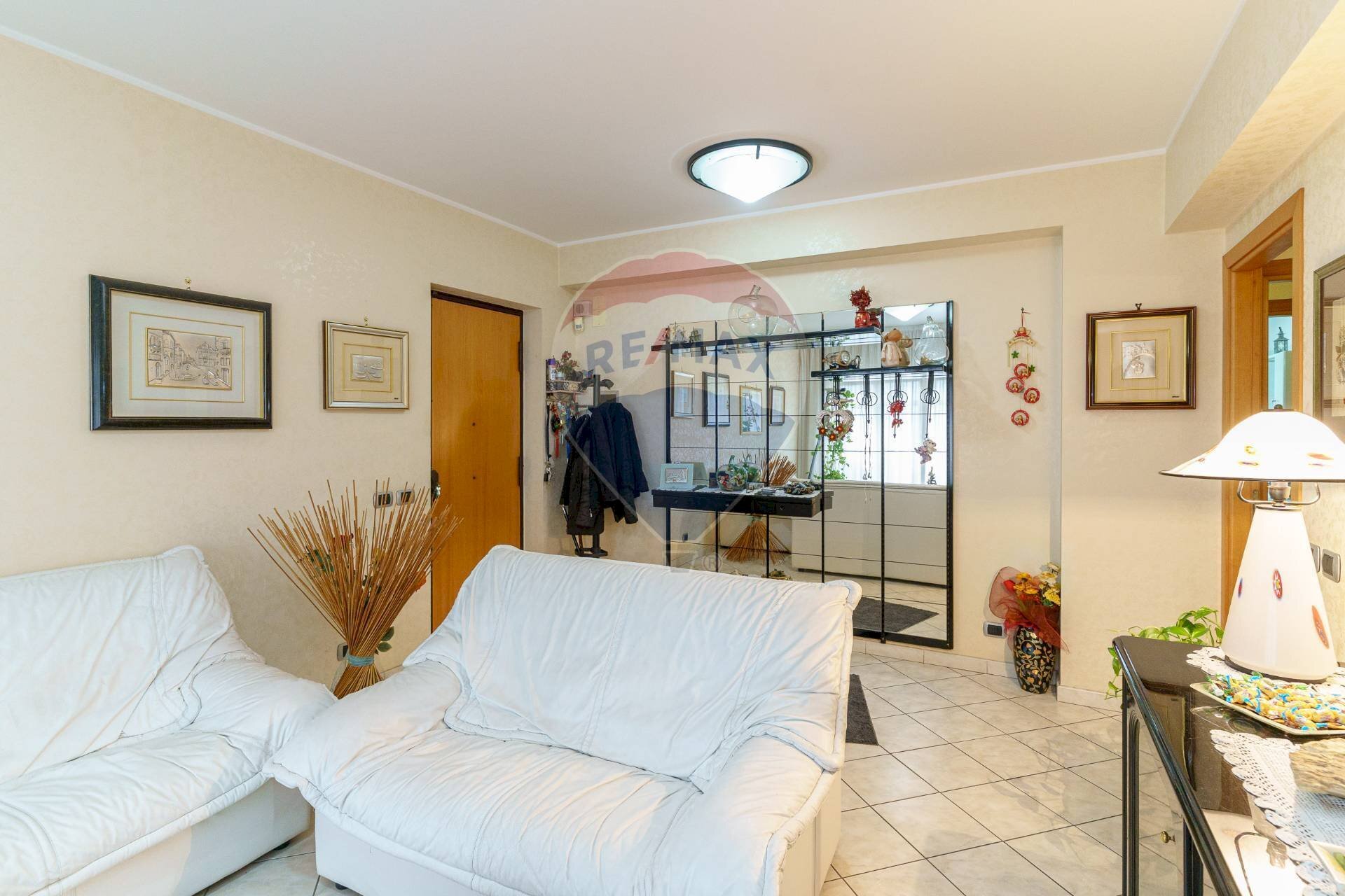 Soggiorno - Four-room apartment Via San Giovanni Galermo
 
30, Gravina di Catania - photo 3