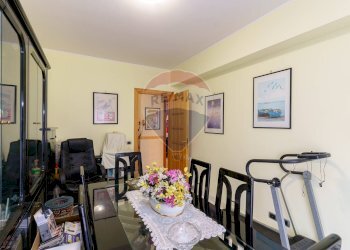 Sala da pranzo - Quadrilocale Via San Giovanni Galermo
 
30, Gravina di Catania - foto 14