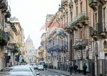 Edificio all\'aperto - Shop via Santissima Trinità
 
66, Catania - photo 3