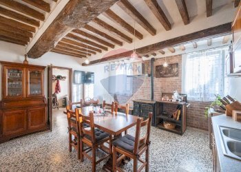 Sala da pranzo - Terraced Villa Via Confine
 
22, Dosolo - photo 8