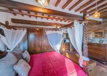 Camera / camera da letto - Terraced Villa Via Confine
 
22, Dosolo - photo 21