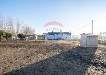 Giardino - Terraced Villa Via Confine
 
22, Dosolo - photo 45