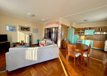 Sala da pranzo - Trilocale Costa Volpino - foto 2