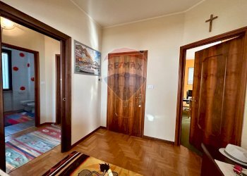 Hall / corridoio - Trilocale Costa Volpino - foto 20