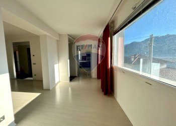 Hall / corridoio - Quadrilocale Lovere - foto 6