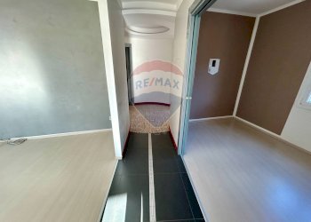 Hall / corridoio - Quadrilocale Lovere - foto 19