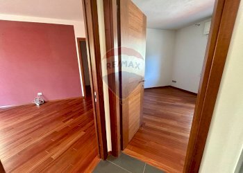 Hall / corridoio - Quadrilocale Lovere - foto 29