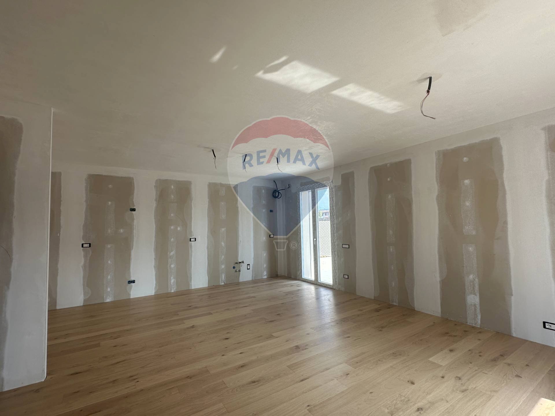 Stanza vuota - Casa semi indipendente Azzano San Paolo - foto 2