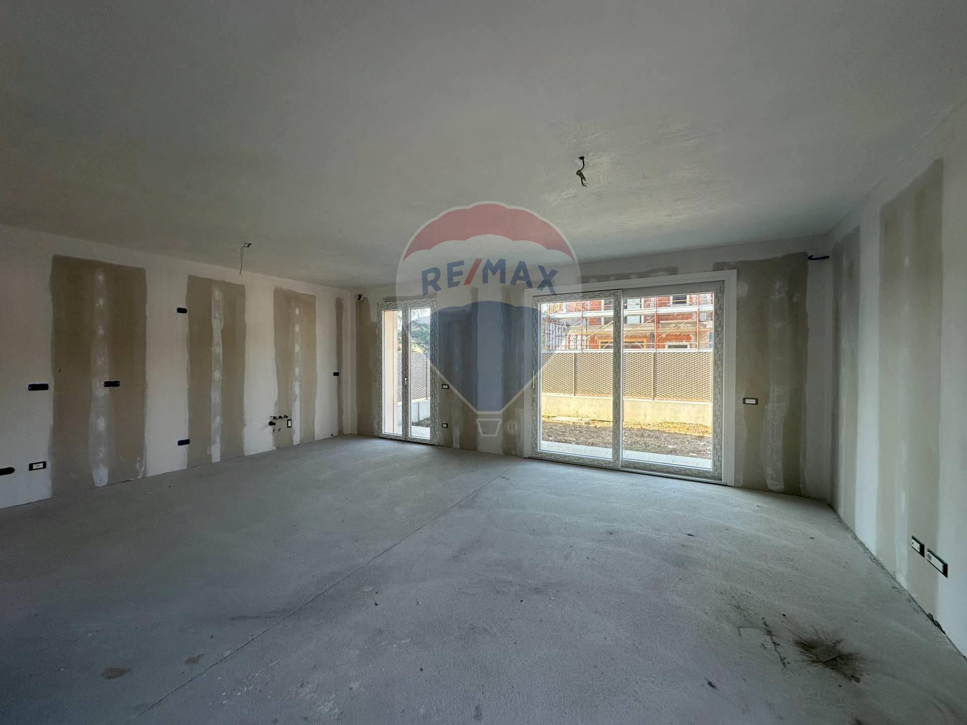 Stanza vuota - Casa semi indipendente Azzano San Paolo - foto 3