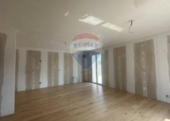 Stanza vuota - Casa semi indipendente Azzano San Paolo - foto 2