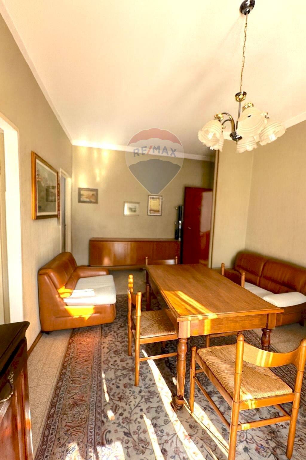 Sala da pranzo - Three-room apartment VIA PANSA
 
10, Novara - photo 3