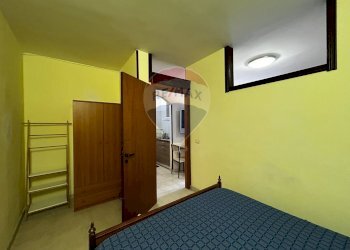 Camera / camera da letto - Bilocale Via Montesanto
 
snc, Peschici - foto 10