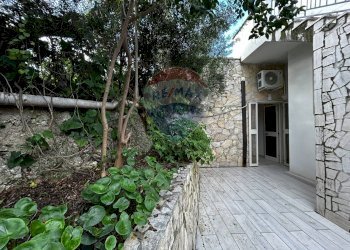 Terrazza - Monolocale Via Montesanto
 
snc, Peschici - foto 12