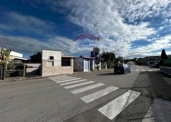 Edificio all\'aperto - Monolocale Via Montesanto
 
snc, Peschici - foto 18