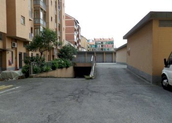 cortile - Box Corso Caio Plinio
 
74, Torino - foto 3