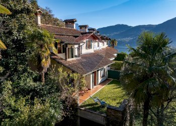 Casa all\'aperto - Villa a Schiera via IV Novembre
4, Tremezzina - foto 1
