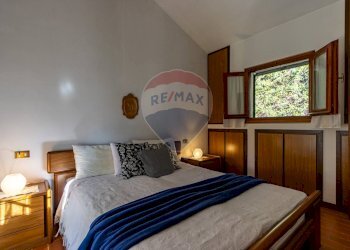 Camera / camera da letto - Villa a Schiera via IV Novembre
4, Tremezzina - foto 51