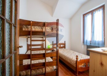 Camera / camera da letto - Villa a Schiera via IV Novembre
4, Tremezzina - foto 57