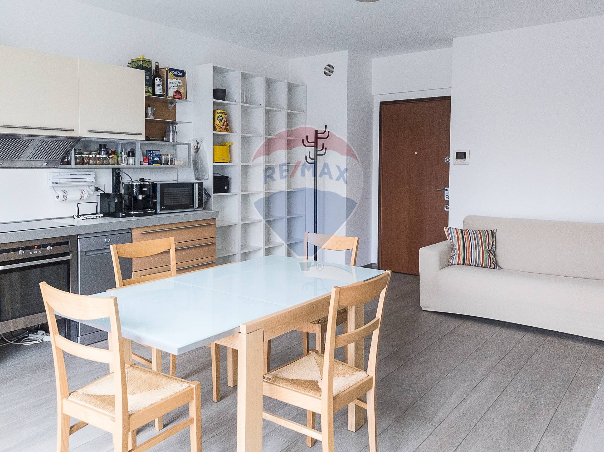 Sala da pranzo - Bilocale Via Risorgimento
 
5/A, Vimercate - foto 2