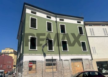 Edificio all\'aperto - Two-room apartment Via Domenico Galaverna
 
4, Parma - photo 3