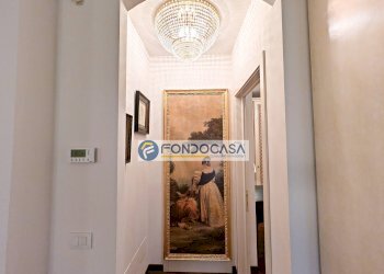 disimpegno bagno camera - Four-room apartment Viale Roma
 
36, Massa - photo 19